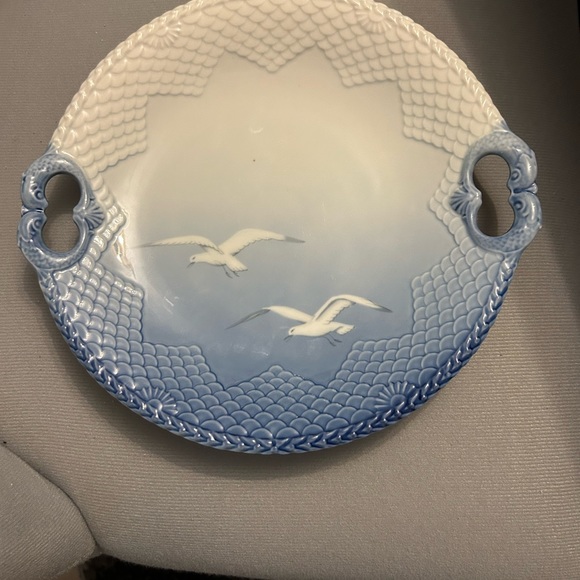 Bing & Grondahl Double Handled Blue & White Porcelain 10” Plate for Serving - Picture 1 of 9